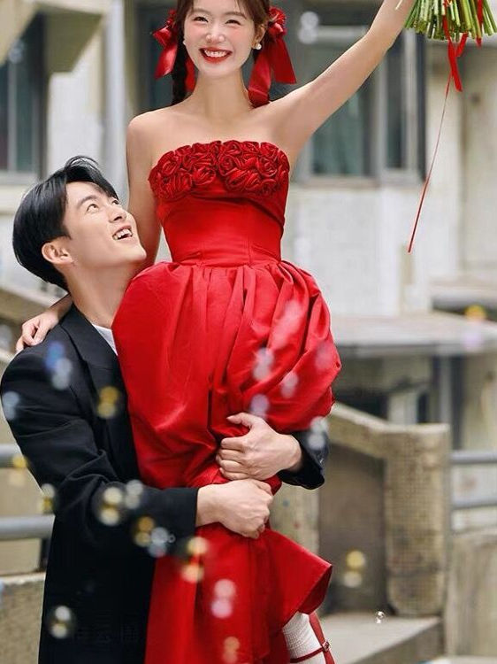 روب صباحي أحمر جديد 2025 بدون  - مراجعة Photography Outfit وسعره